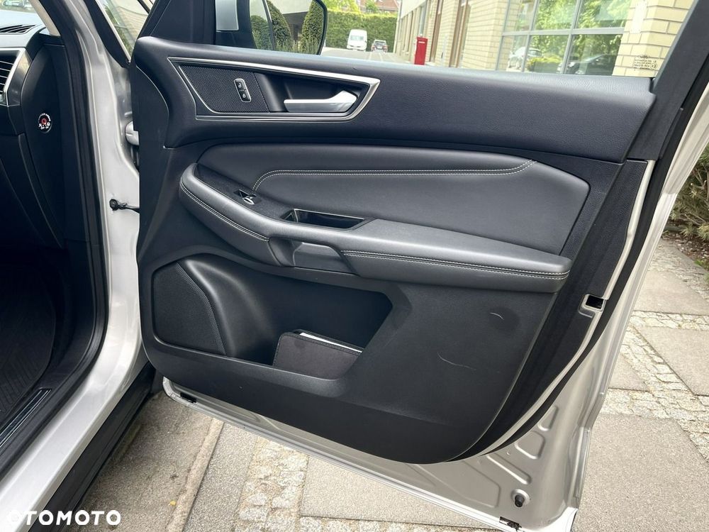 Ford S-Max - 28