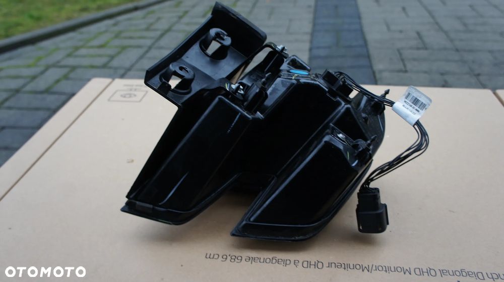 TYLNA LEWA LAMPA FORD MUSTANG MACH-E MACH E - 6