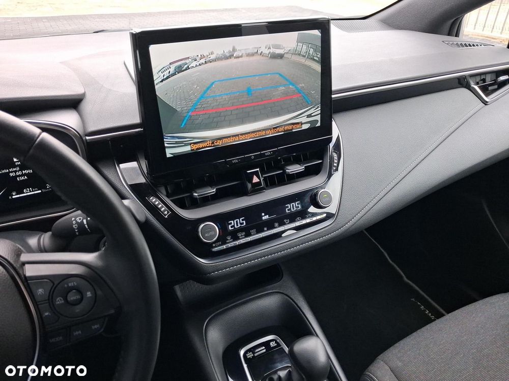 Toyota Corolla 1.8 Hybrid Comfort - 18
