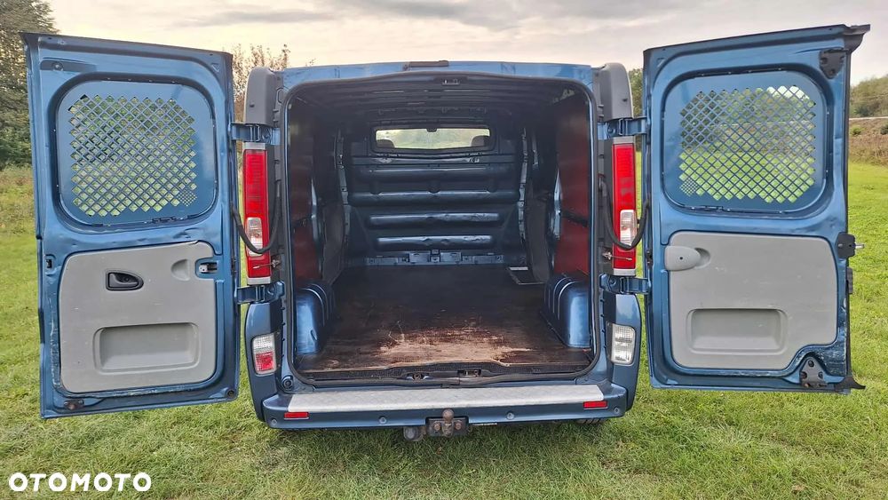Opel VIVARO - 9