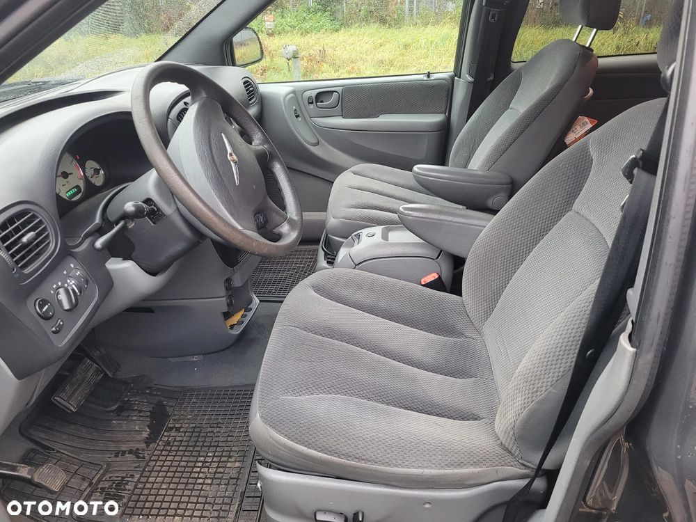 Chrysler Grand Voyager 2.8 CRD SE S&G - 10