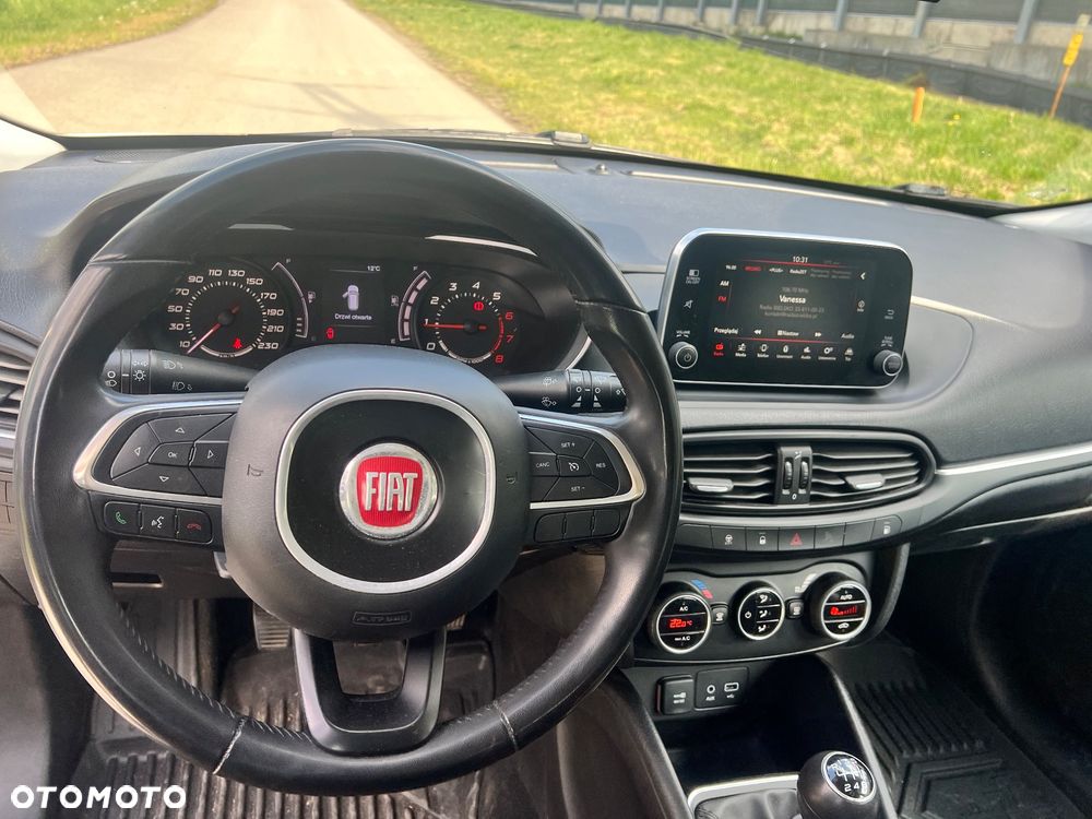 Fiat Tipo 1.4 T-Jet 16v Lounge EU6 - 9