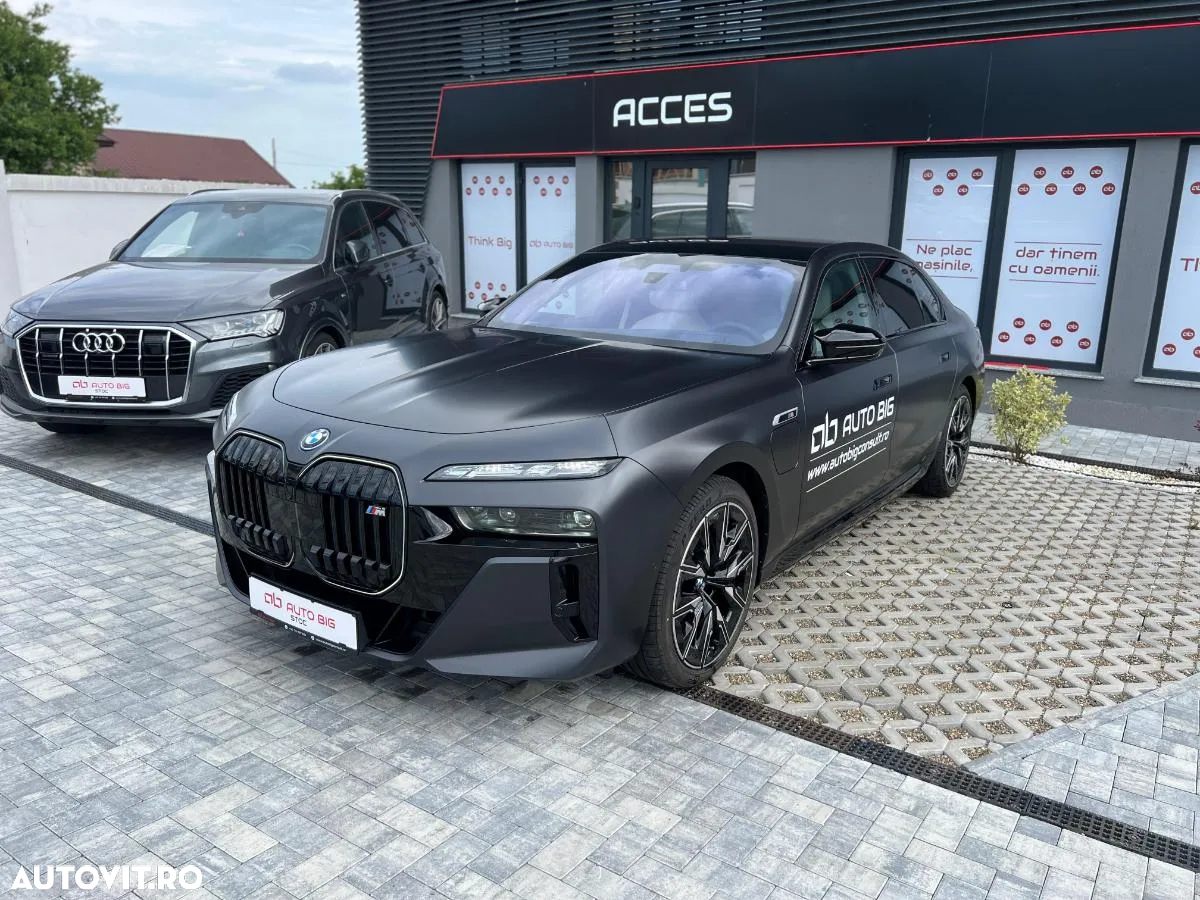 BMW M7 M760e xDrive - 5