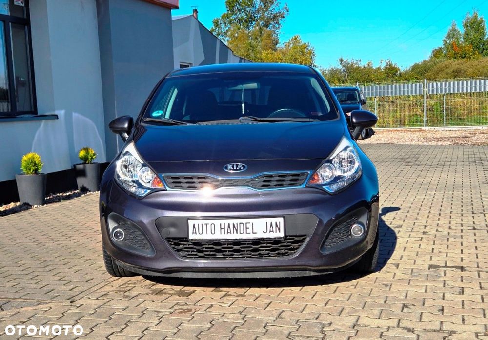 Kia Rio - 14