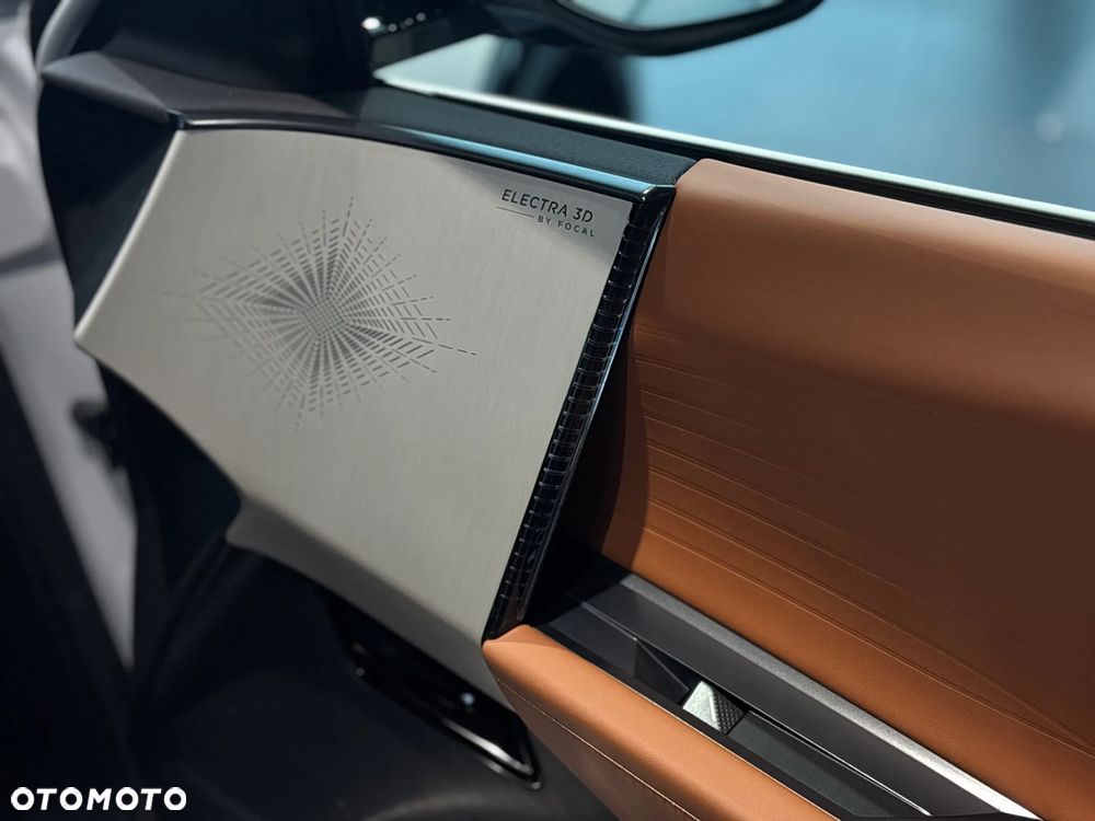 DS Automobiles N°8 - 19