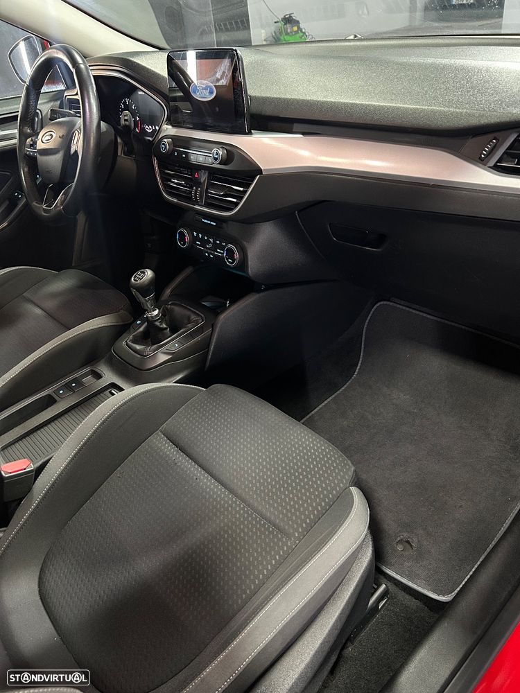 Ford Focus SW 1.5 TDCi EcoBlue Connected - 12