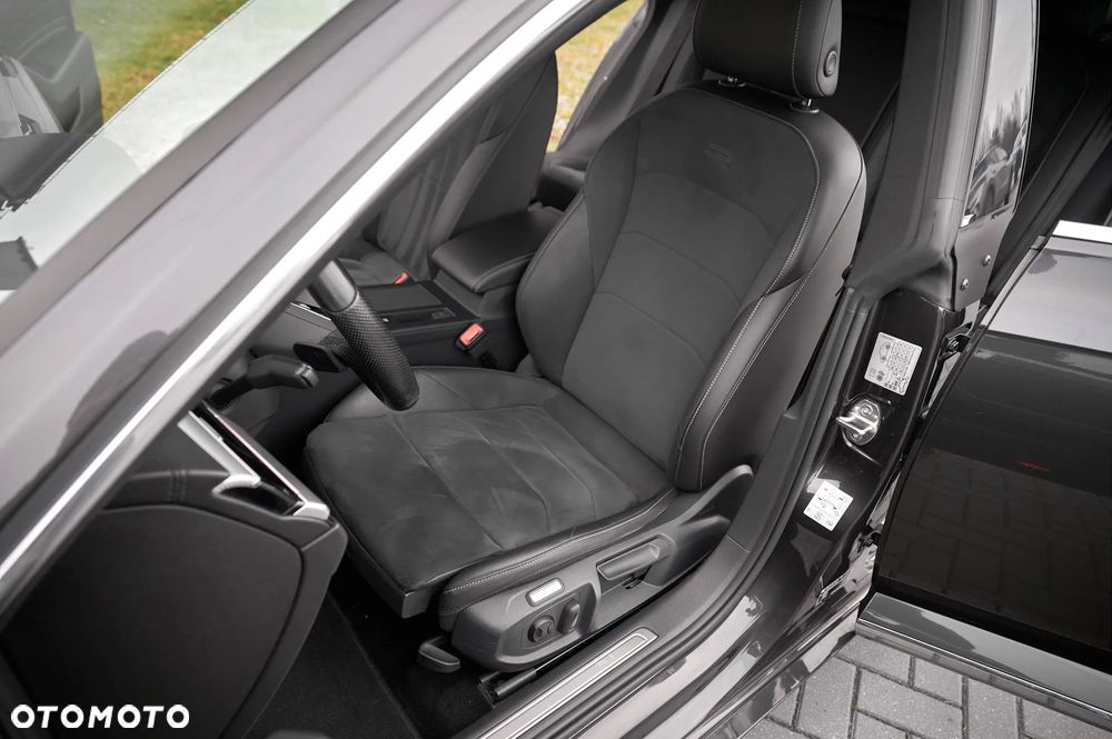 Volkswagen Arteon 2.0 TDI R-Line DSG - 24