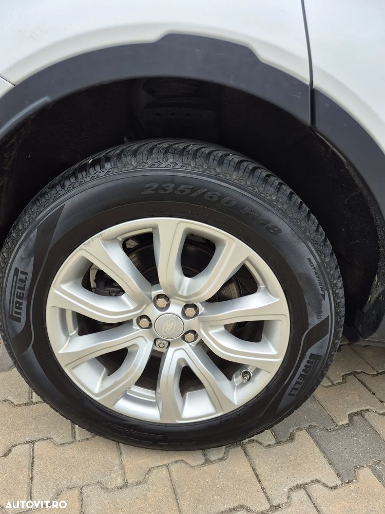 Land Rover Range Rover Evoque - 26