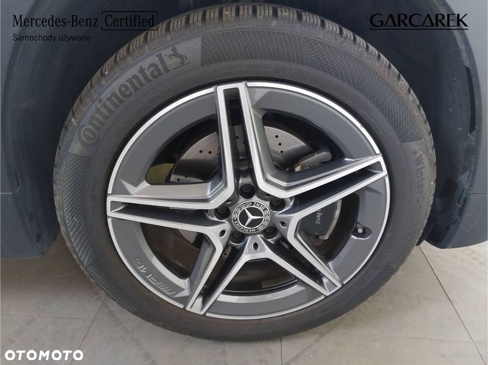 Mercedes-Benz GLB 200 4-Matic AMG Line 8G-DCT - 25