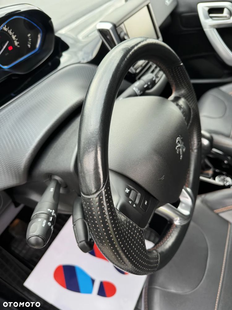 Peugeot 2008 1.2 Pure Tech Crossway S&S - 30