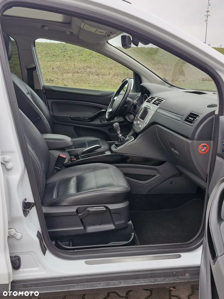 Ford Kuga 2.0 TDCi 4x4 Titanium - 15