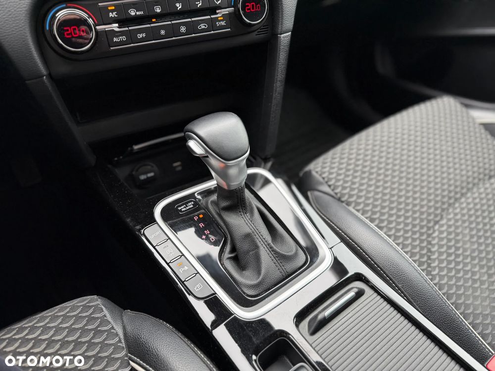 Kia XCeed 1.5 T-GDI L DCT - 20