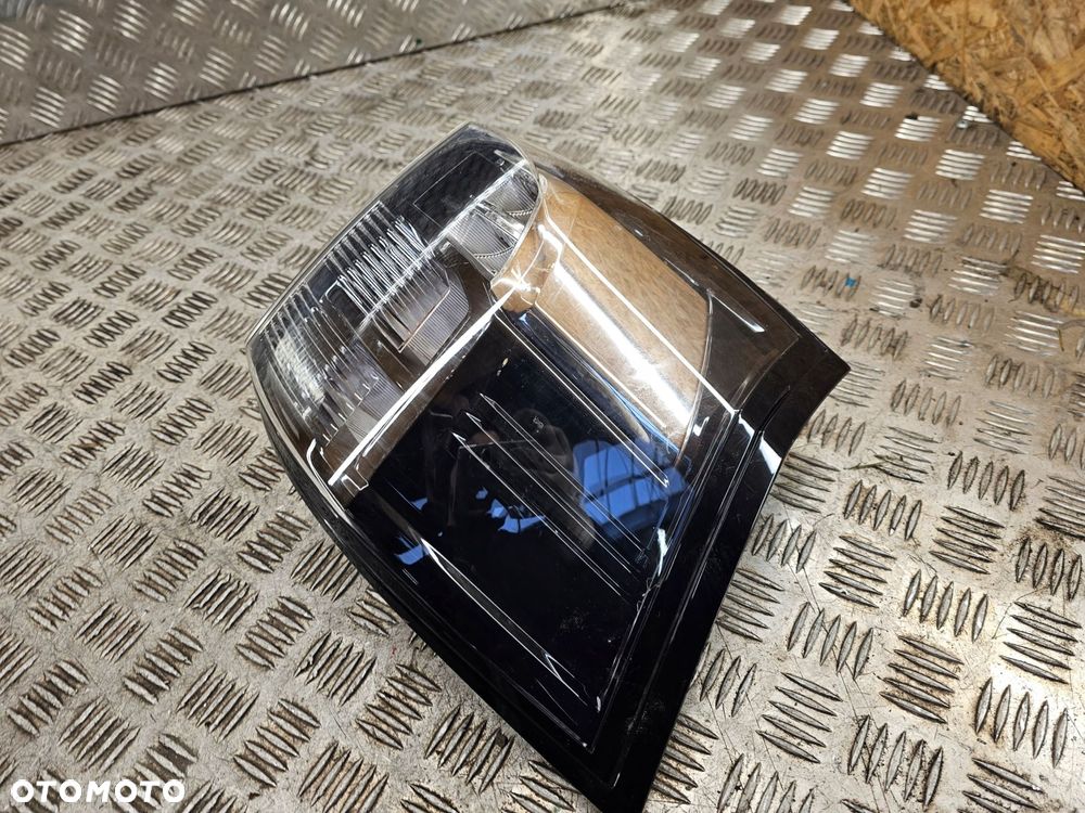 lampa tył prawa suzuki sx4 s cross s-cross 21- led 6130r 00303 - 6