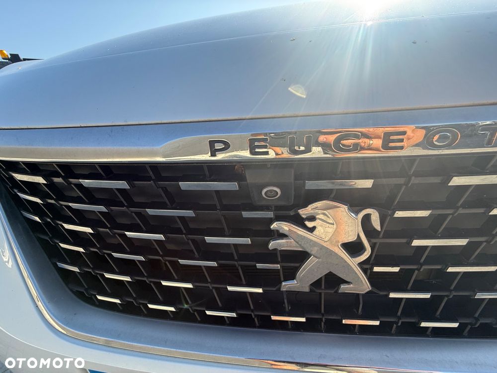 Peugeot 3008 PureTech 130 Stop & Start GPF Allure Business-Paket - 15