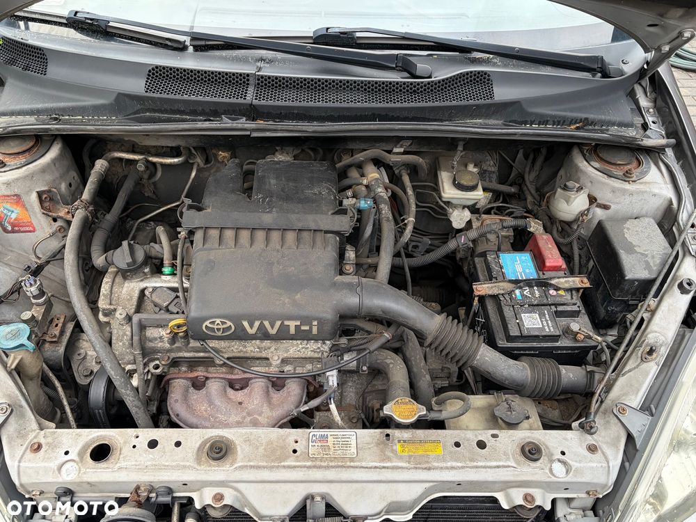 Toyota Yaris 1.0 Terra - 27