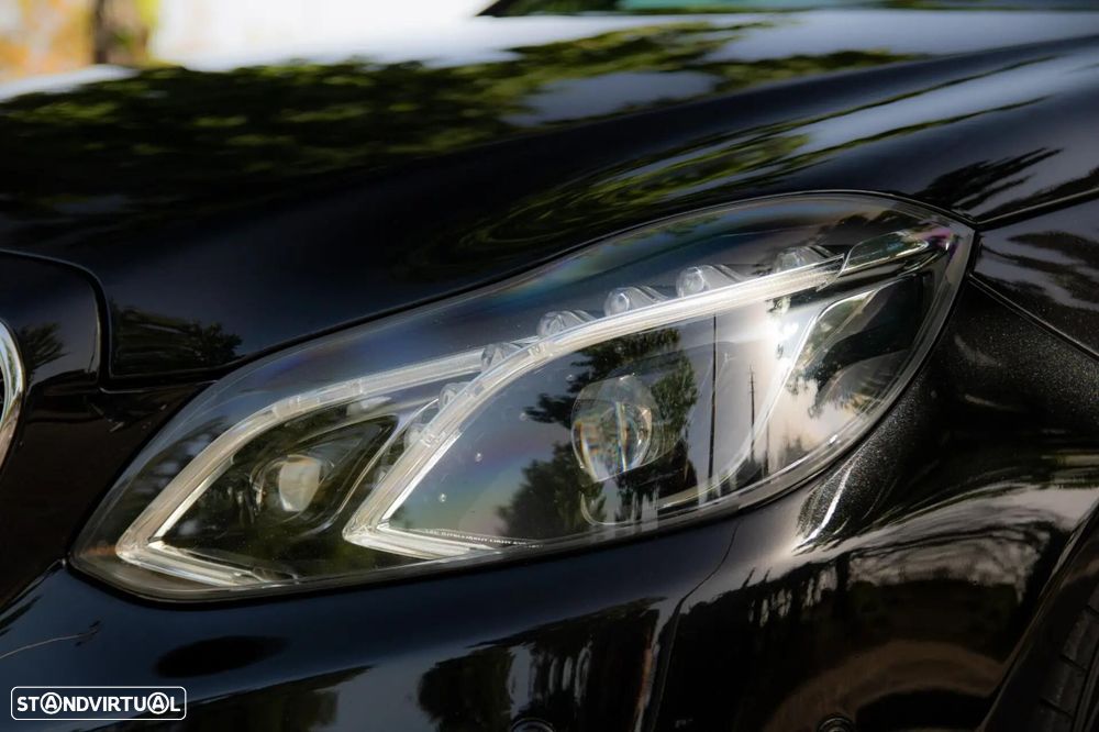 Mercedes-Benz E 220 BlueTEC 9G-TRONIC Avantgarde - 37