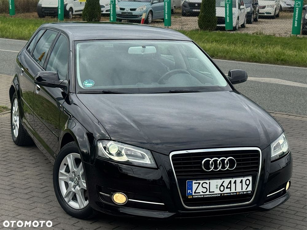 Audi A3 Sportback - 2