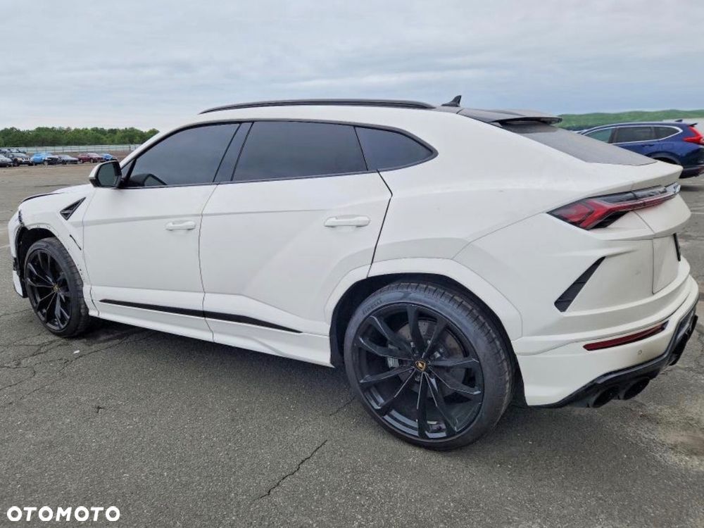 Lamborghini Urus - 7