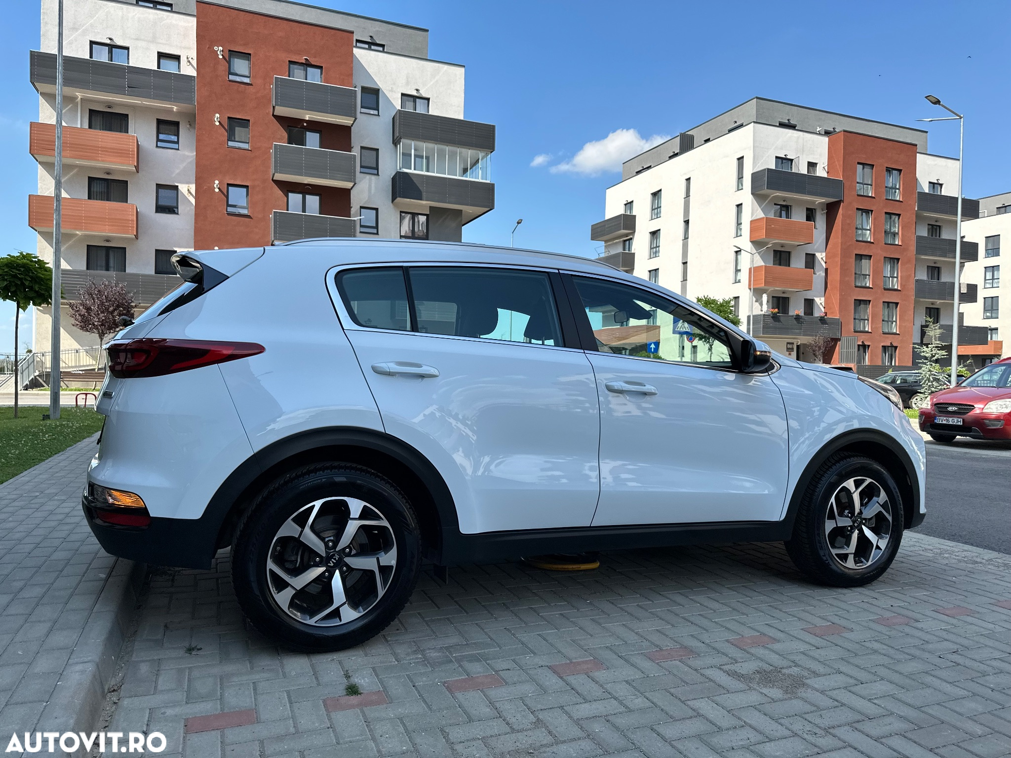 Kia Sportage 1.6 CRDI 2WD Eco-Dynamics+ (48V M-H) Black Edition - 12