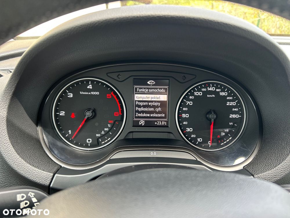 Audi A3 Sportback 1.6 TDI Attraction - 16