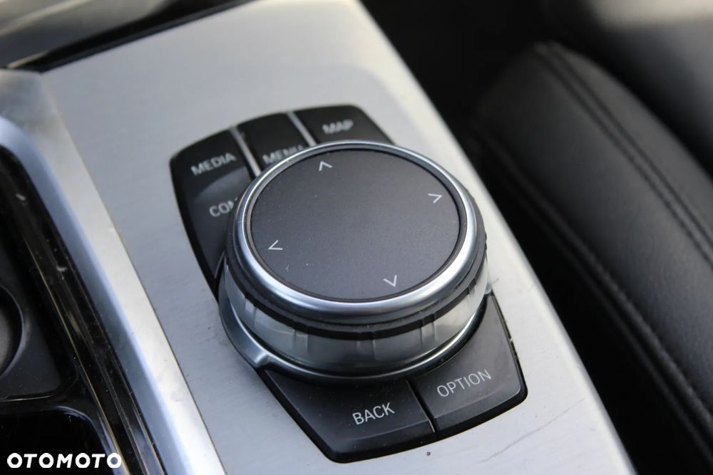 BMW X3 xDrive30i Luxury Line sport - 33