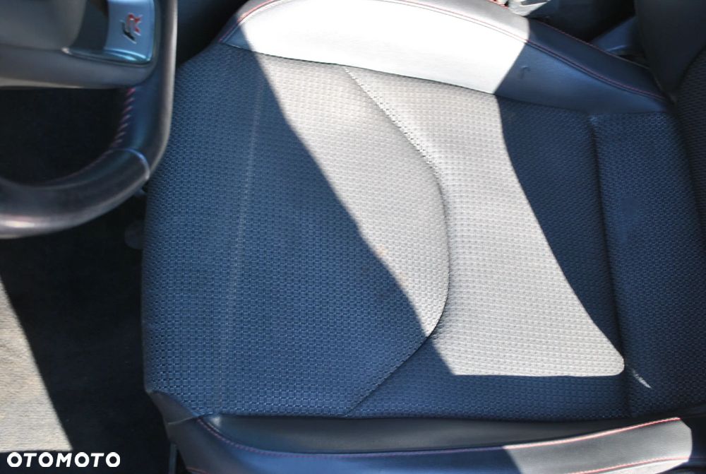 Seat Leon 1.8 TSI FR S&S DSG - 17