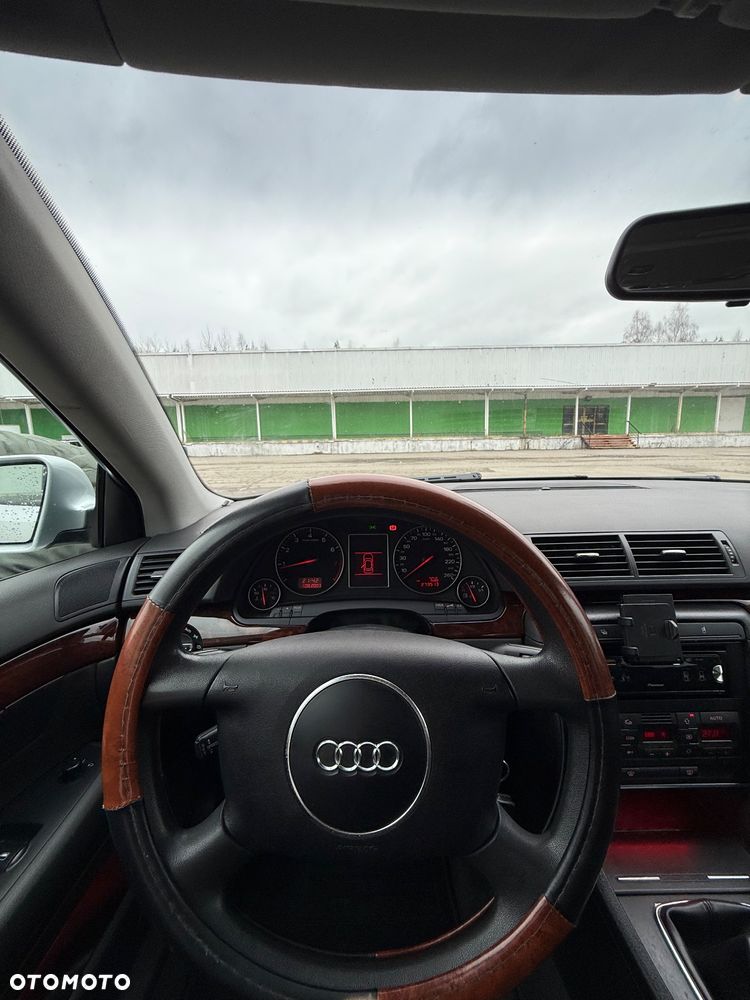 Audi A4 Limousine 2 - 11