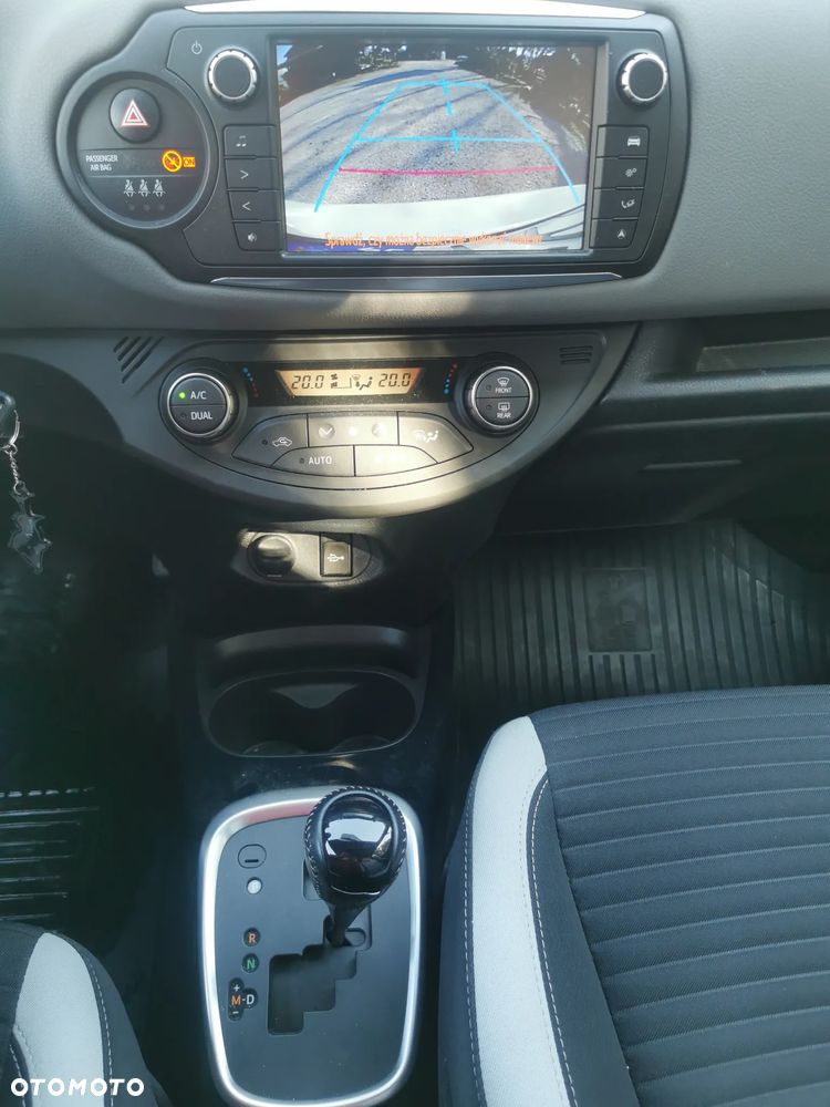 Toyota Yaris 1.33 Selection Platinum MS - 31