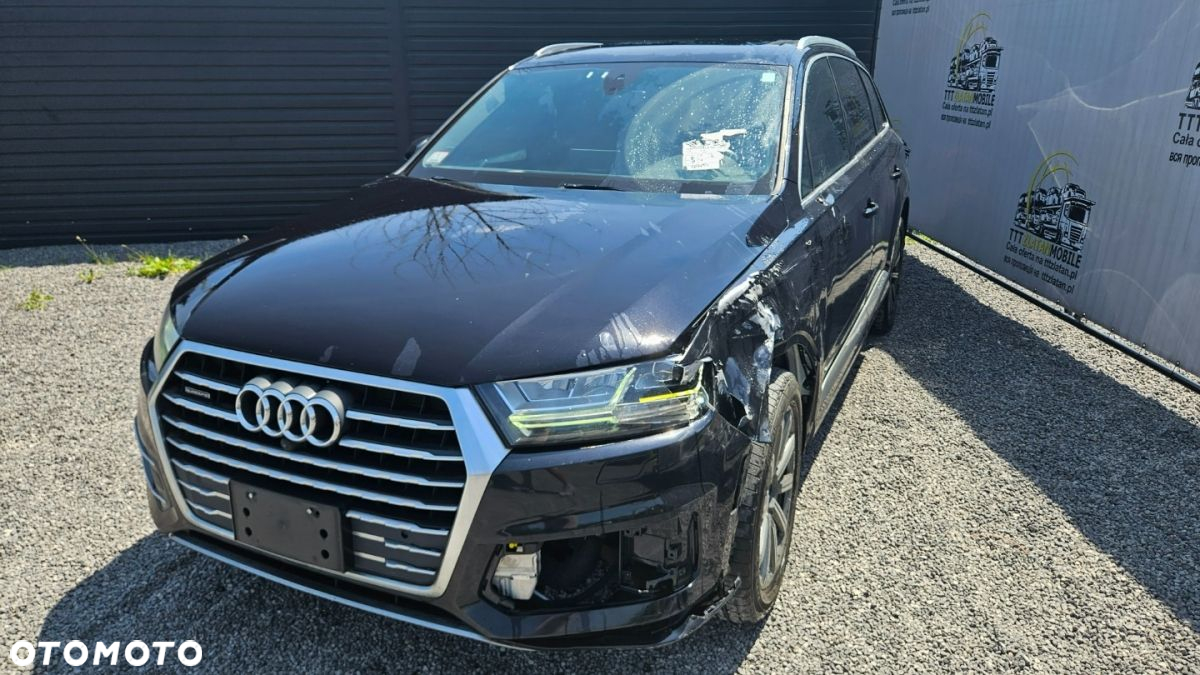 Audi Q7 - 8