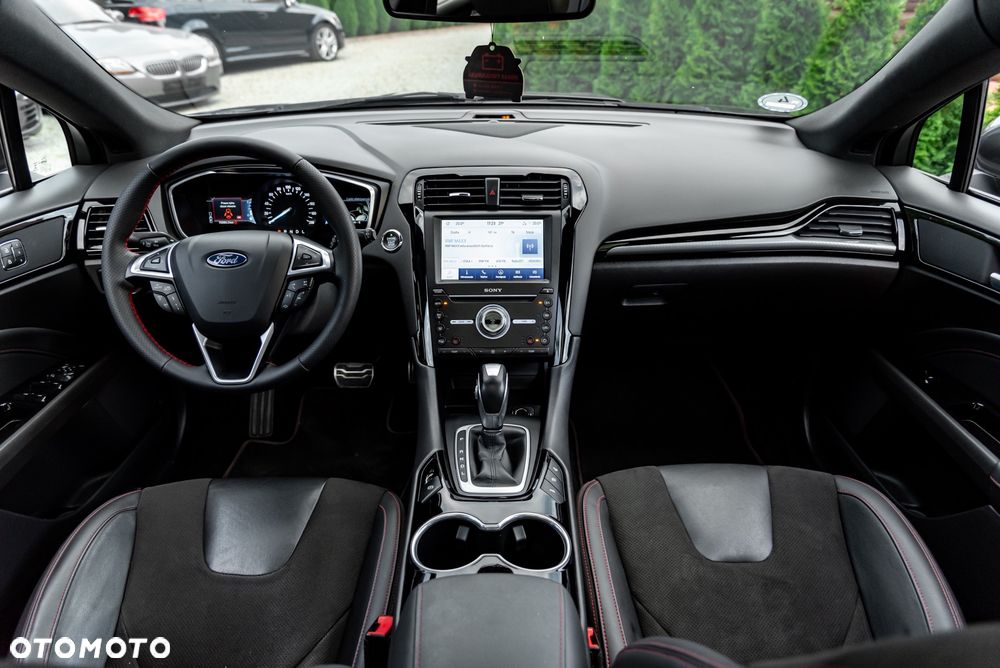 Ford Mondeo - 29