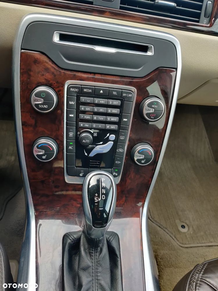 Volvo XC 70 D4 Drive-E Momentum - 34