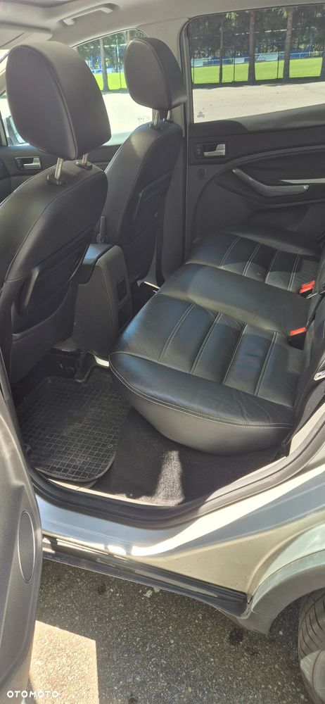 Ford Kuga 2.0 TDCi Titanium - 6