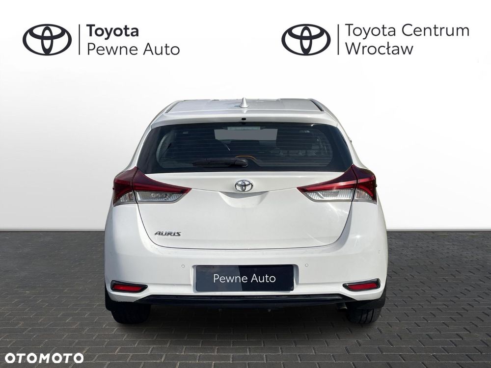 Toyota Auris 1.33 VVT-i Active - 4