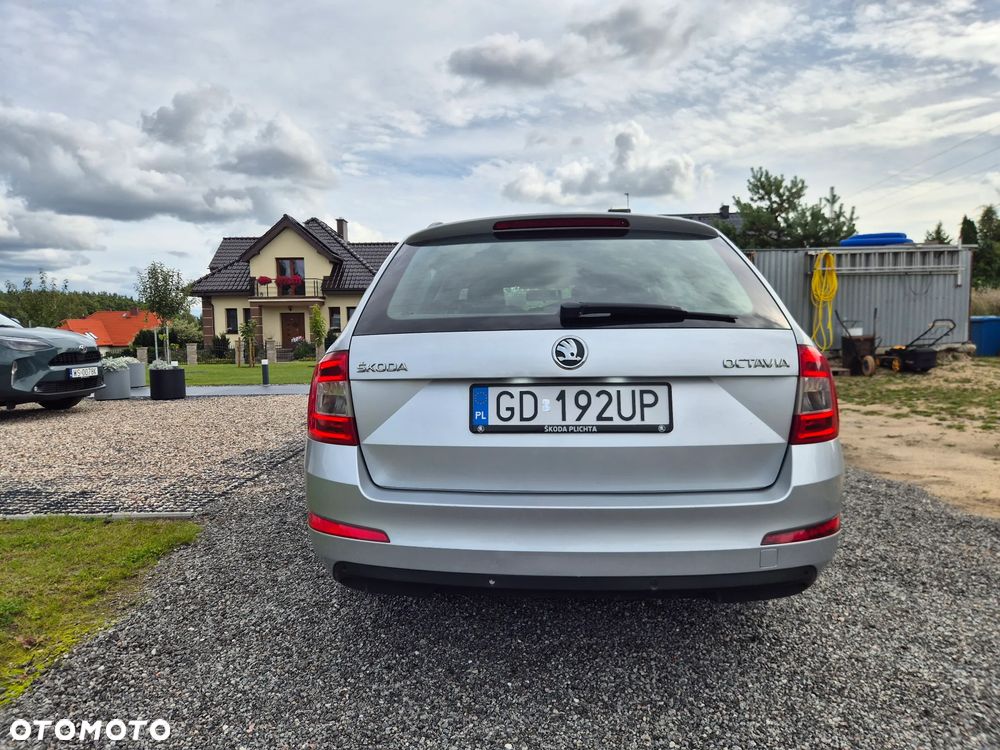 Skoda Octavia 1.4 TSI Ambition - 5