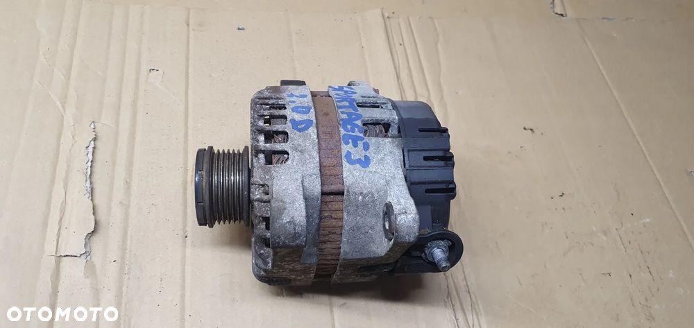 Alternator prądnica Kia Sportage III 2.0 CRDI 37300-2F100 - 1