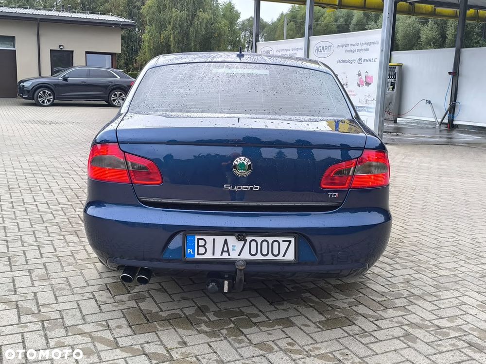 Skoda Superb - 15