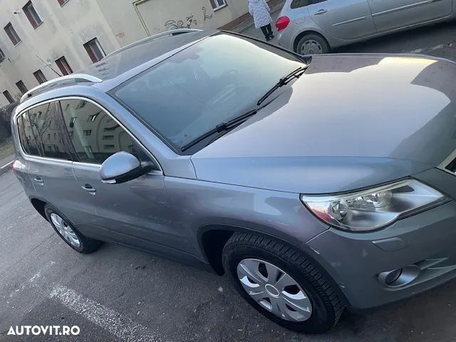 Volkswagen Tiguan ver-2-0-tdi-4motion-dsg-sport-style - 2