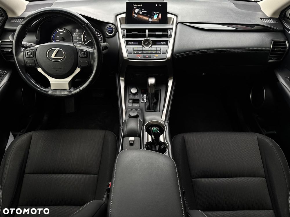 Lexus NX 300h Elite 2WD - 15