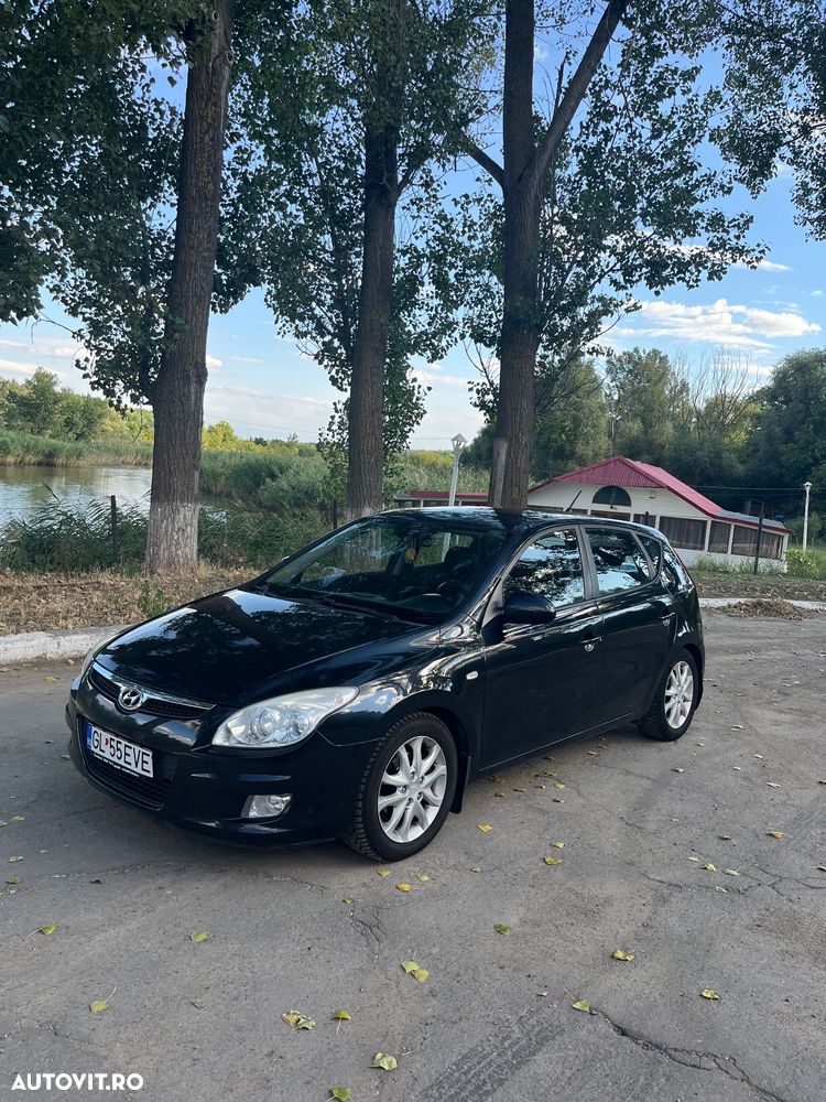 Hyundai i30 1.6 CRDI Classic - 1
