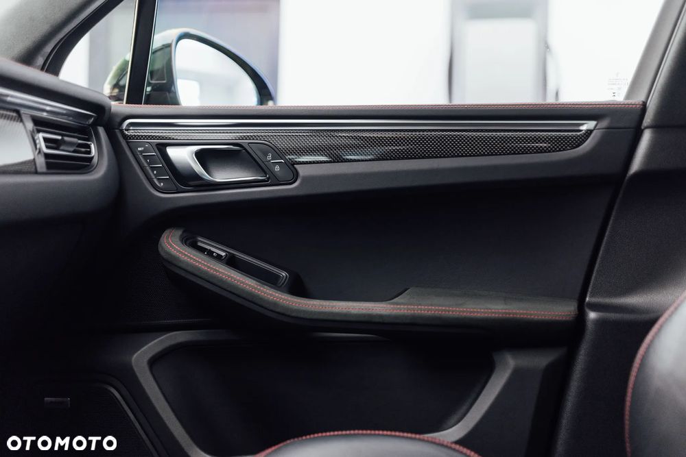 Porsche Macan - 27