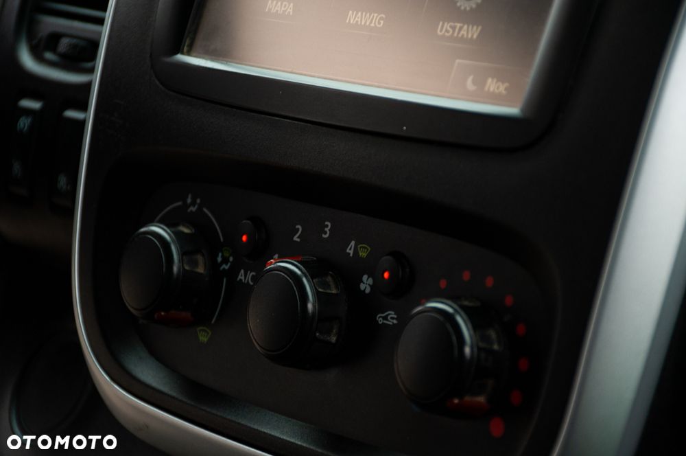 Renault Trafic - 17