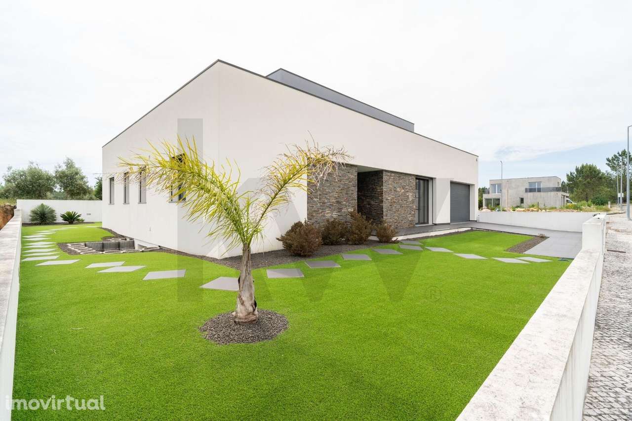 Moradia Moderna T5 com Excelente Exposição Solar – Ançã, Cantanhede - Grande imagem: 2/58