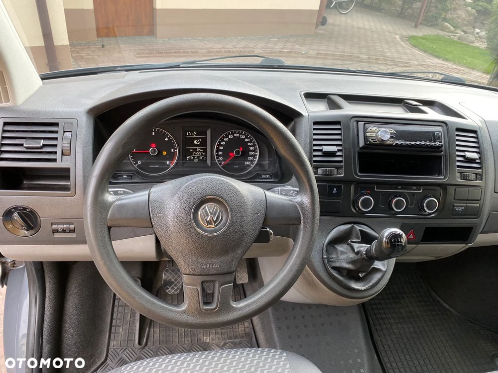 Volkswagen Transporter T5 - 6