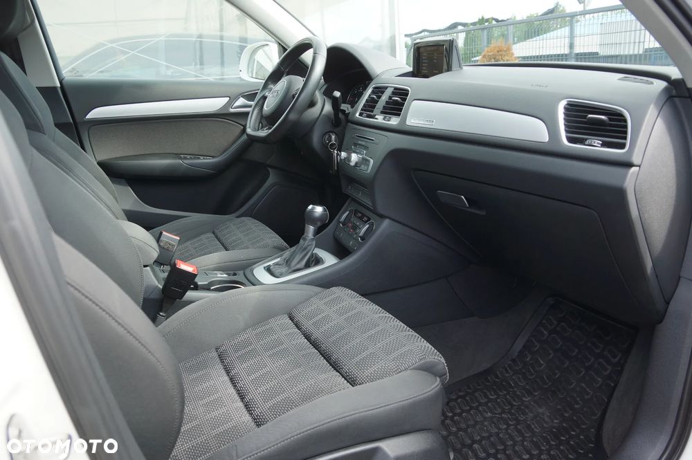 Audi Q3 35 TDI Quattro S tronic - 26
