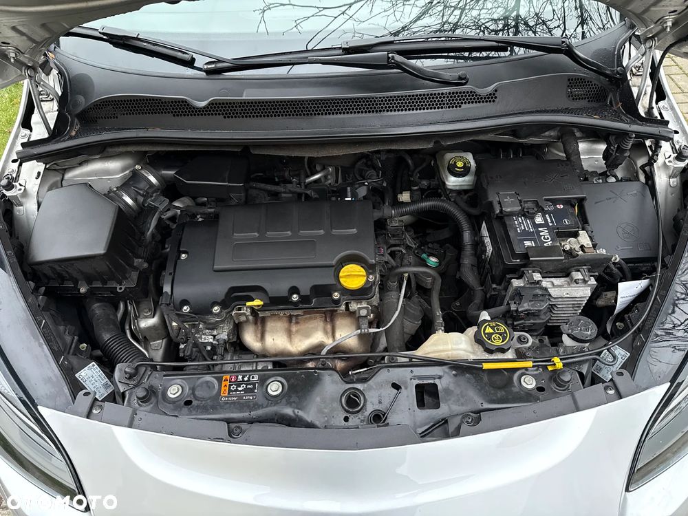Opel Corsa 1.4 Innovation - 8