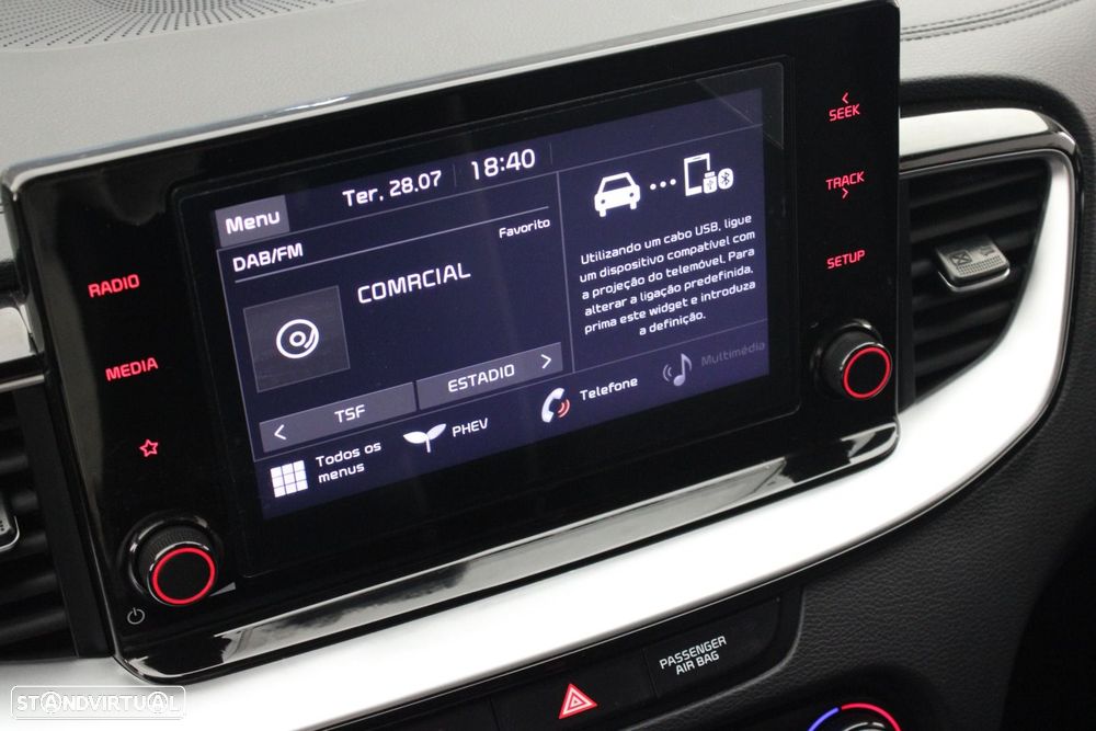 Kia XCeed 1.6 GDi PHEV Drive — fotografia 15