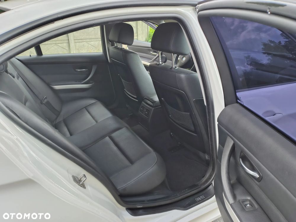 BMW Seria 3 316d - 9