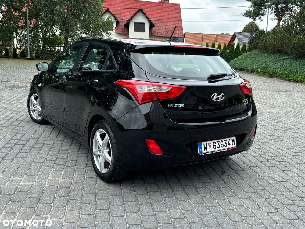 Hyundai i30 1.6 CRDi BlueDrive Classic + - 3