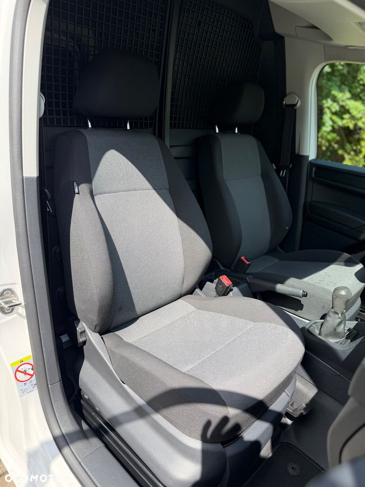 Volkswagen Caddy - 17