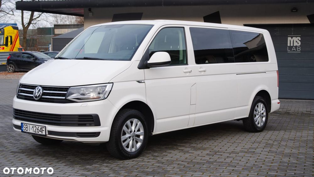 Volkswagen Caravelle - 1